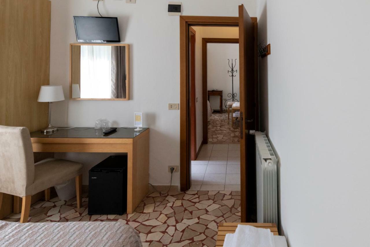 Villa Rosy Torre del Lago Puccini Exterior foto